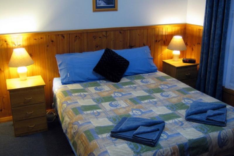 Castaway Holiday Apartments Стран Екстер'єр фото