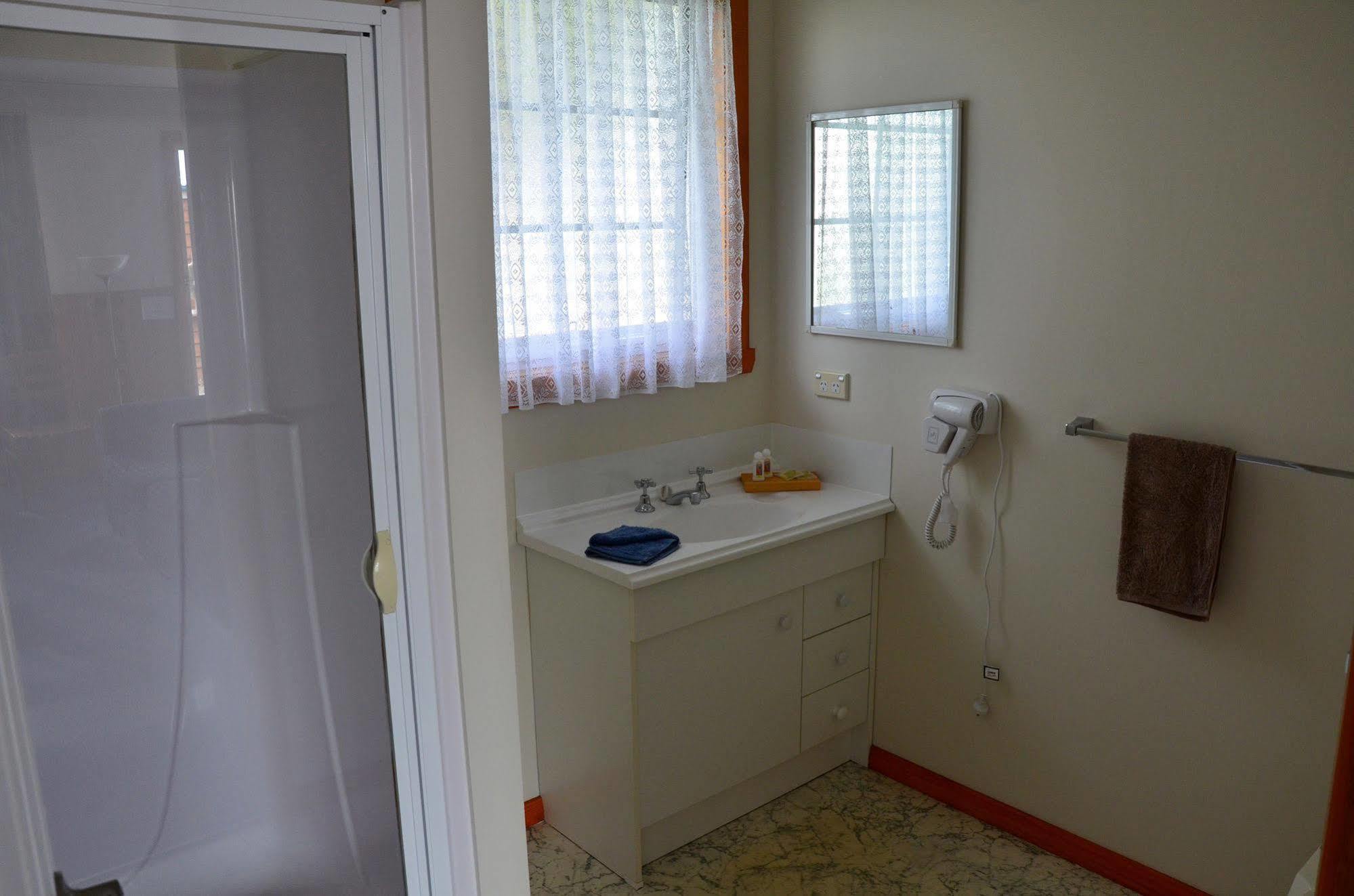 Castaway Holiday Apartments Стран Екстер'єр фото