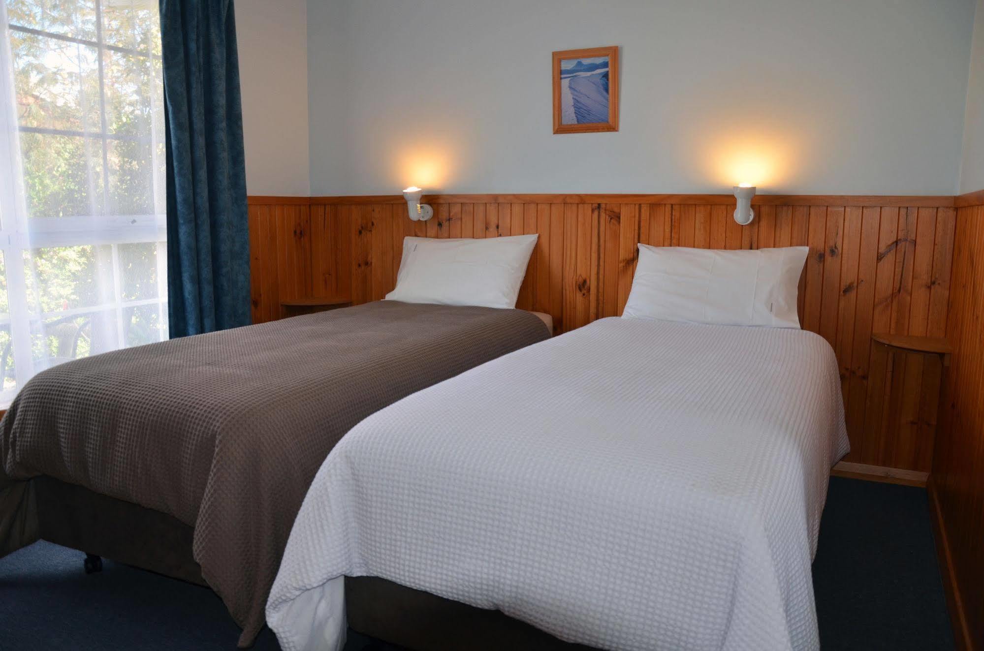 Castaway Holiday Apartments Стран Екстер'єр фото