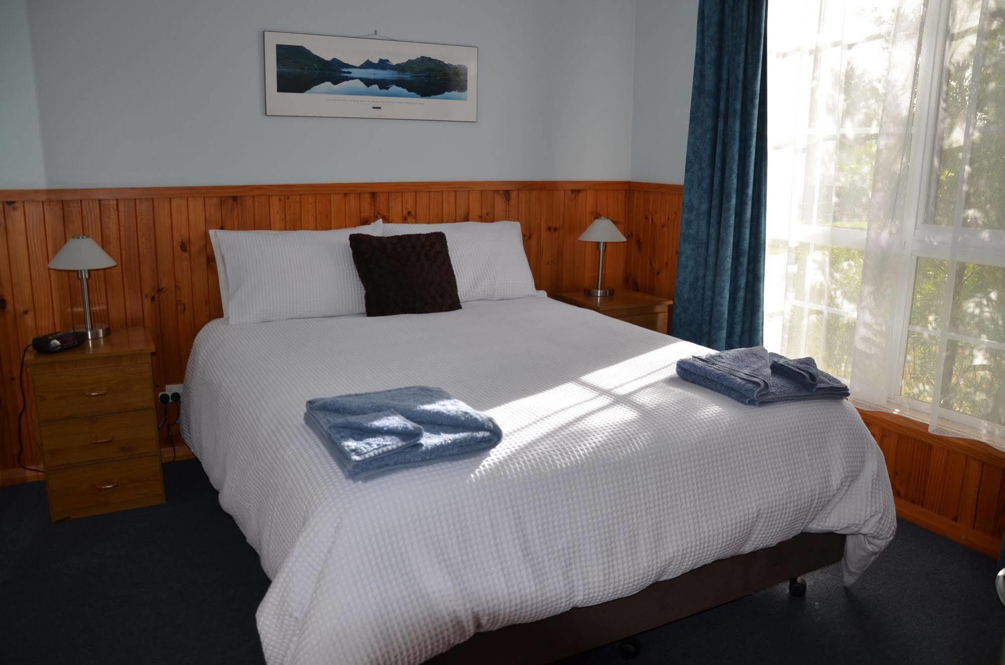 Castaway Holiday Apartments Стран Екстер'єр фото
